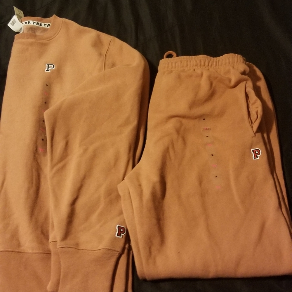Jogging suit